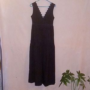 Black maxi dress  med.  CHICME